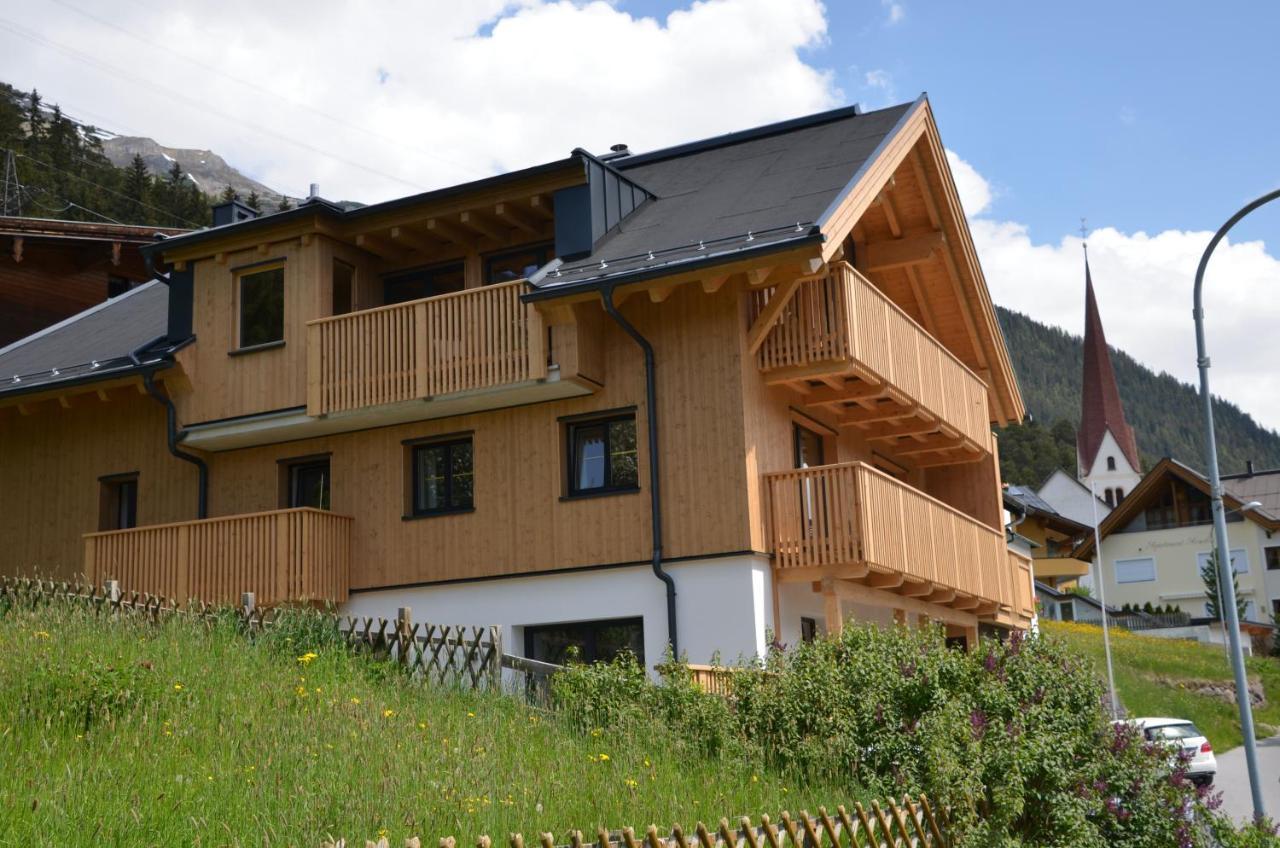Haus Nick, Appartementhaus 장크트안톤암아를베르크 외부 사진